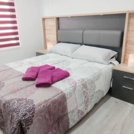 - Lujo - Parking, Maquina Arcade, Wifi Y Netflix Apartman Oviedo Kültér fotó